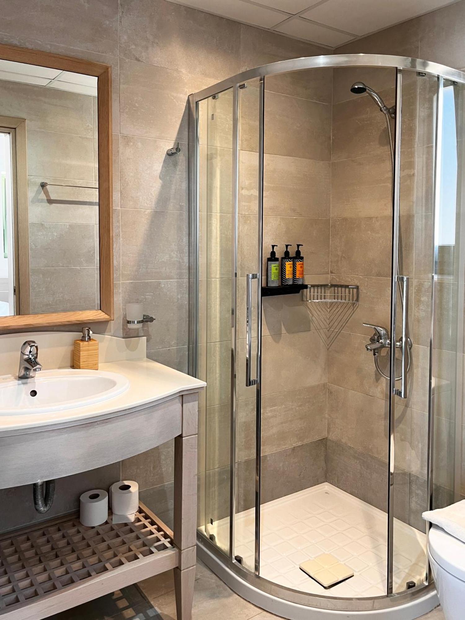 Alona Luxury Villas アルカサ エクステリア 写真