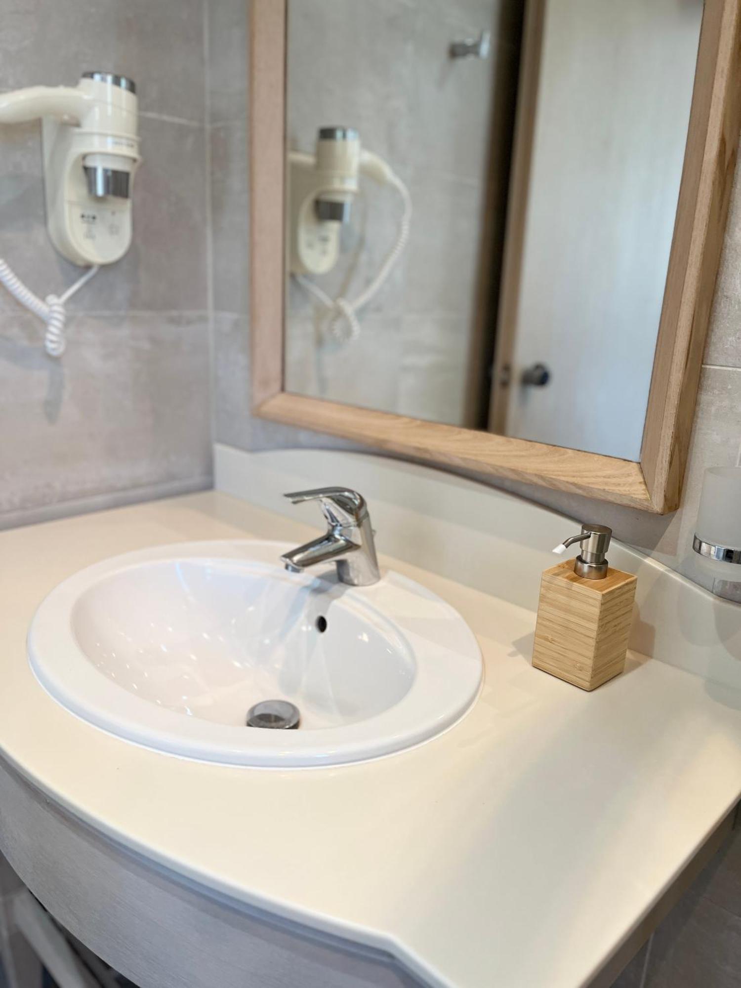 Alona Luxury Villas アルカサ エクステリア 写真