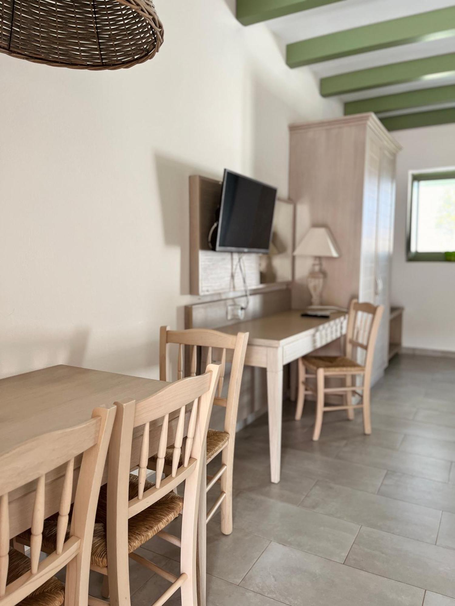 Alona Luxury Villas アルカサ エクステリア 写真